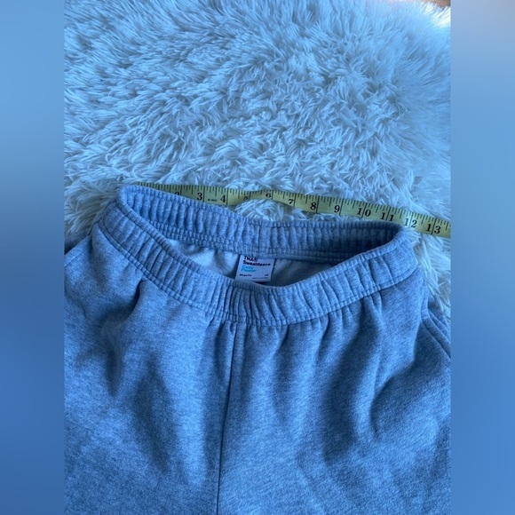 Aritzia TNA Sweatfleece Cozy Fleece Mega Cargo™ Sweatpant - Picture 5 of 8